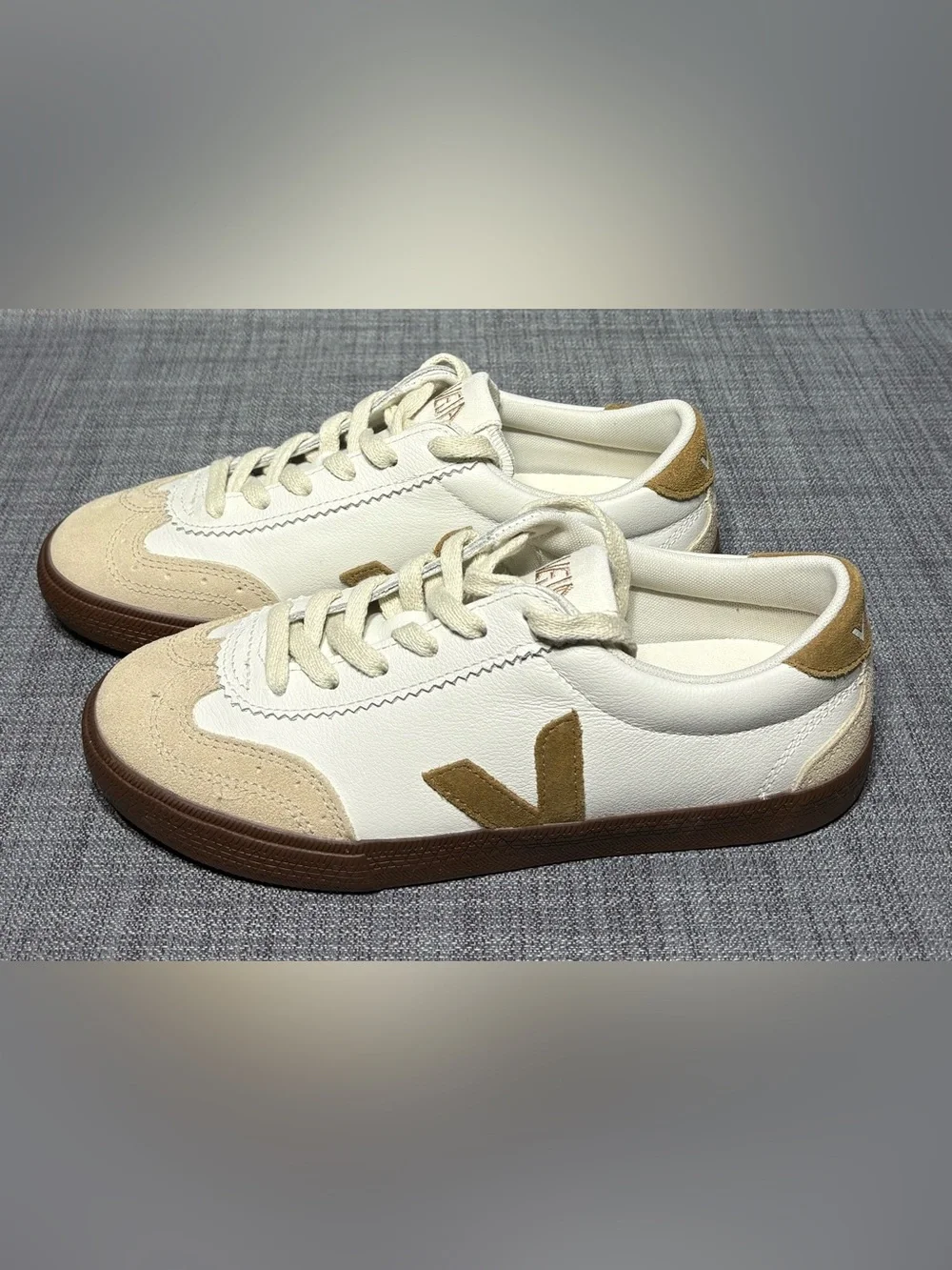 Veja Volley O.T. Leather Sneaker White/Tent/Bark Size EU 37/ US 6 - Picture 4 of 7